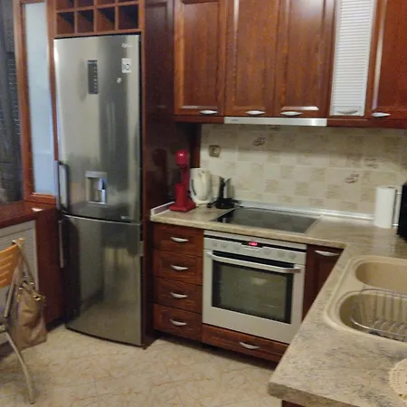 Linda's * Agía Triás