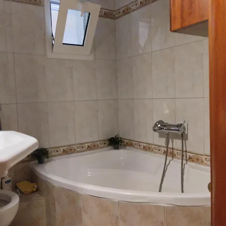 Дом отдыха Linda's *